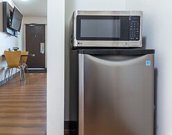 Motel 6 Fort Nelson, BC