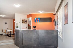 Motel 6 Fort Nelson, BC