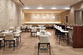 AC Hotel by Marriott Portland Downtown, OR