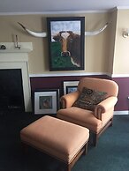 Colonel Williams Inn