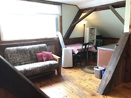 Colonel Williams Inn