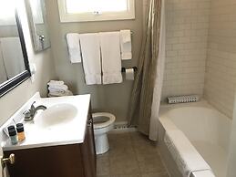 Colonel Williams Inn