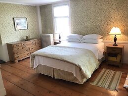 Colonel Williams Inn