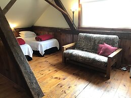 Colonel Williams Inn