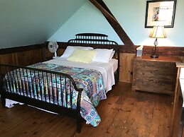 Colonel Williams Inn