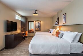 Hotel Saranac Curio Collection By Hilton