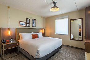 Hotel Saranac Curio Collection By Hilton