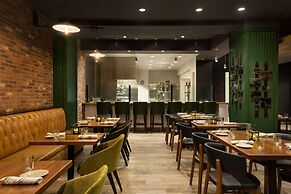 Hotel Saranac Curio Collection By Hilton
