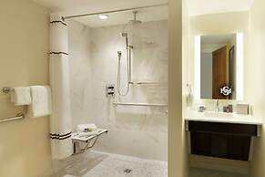 Hotel Saranac Curio Collection By Hilton