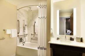 Hotel Saranac Curio Collection By Hilton