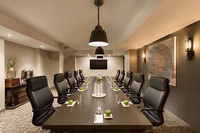 Hotel Saranac Curio Collection By Hilton