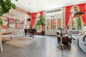 Roami at Factors Row