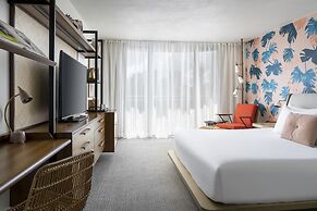 The Laylow Waikiki, Autograph Collection