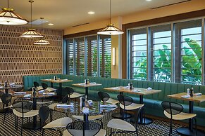 The Laylow Waikiki, Autograph Collection