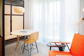 The Laylow Waikiki, Autograph Collection