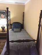 Alaska Grizzly Lodge