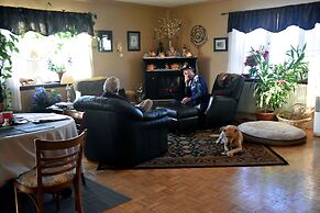 Alaska Grizzly Lodge