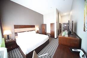 Wyndham Garden Edmonton Airport