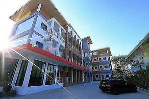 Somsamai Style Apartment