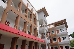 Somsamai Style Apartment