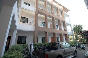 Somsamai Style Apartment