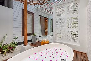 OZEN LIFE MAADHOO - Luxury All Inclusive with Free Transfers