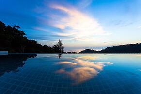 Amala Grand Bleu Resort Hilltops