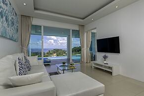 Amala Grand Bleu Resort Hilltops