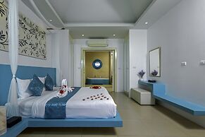 Amala Grand Bleu Resort Hilltops