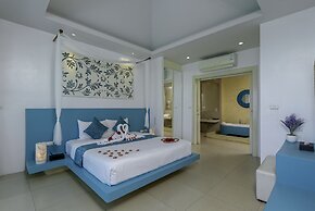 Amala Grand Bleu Resort Hilltops