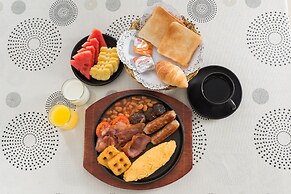 Amala Grand Bleu Resort Hilltops