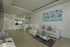 Amala Grand Bleu Resort Hilltops