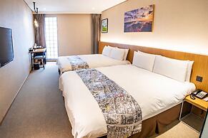 Mega Hotel