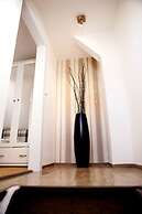 New England Apartment