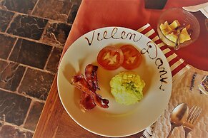 Aloegrove Safari Lodge