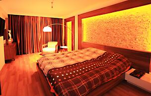 Paradise Town Villa Premium