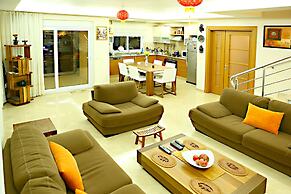 Paradise Town Villa Premium