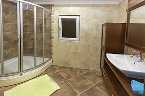 Paradise Town Villa ART