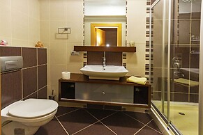 Paradise Town Villa ART