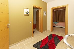 Paradise Town Villa ART