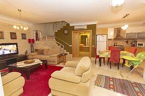 Paradise Town Villa ART