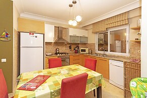 Paradise Town Villa ART