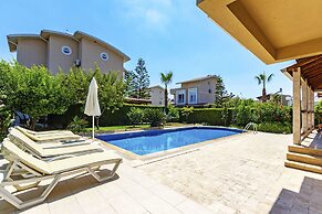 Paradise Town Villa ART