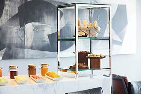 AC Hotel by Marriott® Santiago Cenco Costanera