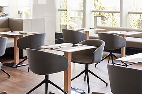 AC Hotel by Marriott® Santiago Cenco Costanera