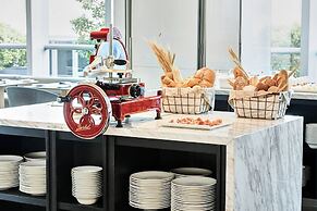 AC Hotel by Marriott® Santiago Cenco Costanera