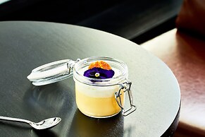 AC Hotel by Marriott® Santiago Cenco Costanera