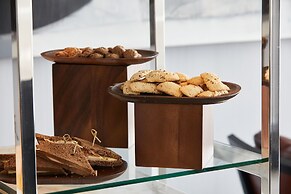 AC Hotel by Marriott® Santiago Cenco Costanera