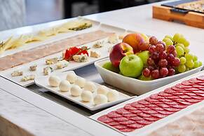 AC Hotel by Marriott® Santiago Cenco Costanera