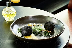 AC Hotel by Marriott® Santiago Cenco Costanera